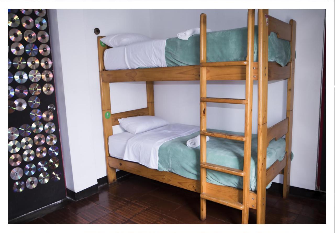 Red Llama Eco Hostel Λίμα Εξωτερικό φωτογραφία